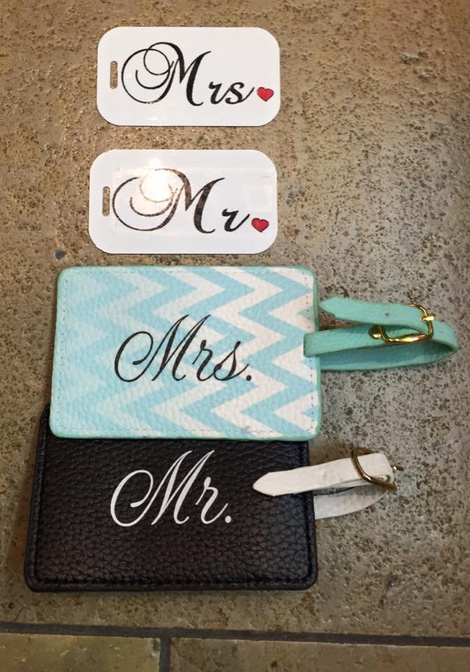 Custom luggage tags